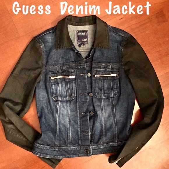 Guess Jackets & Blazers - 💋Guess Denim jacket w/ black sleeves & collar